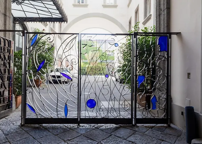 Palazzo Firrao, Napoli