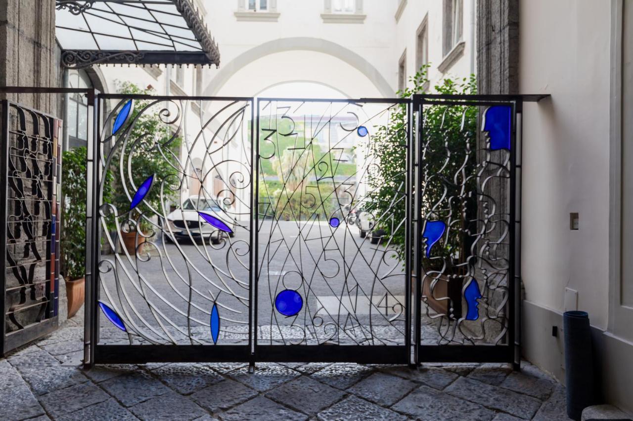 Palazzo Firrao, Appartamento Napoli