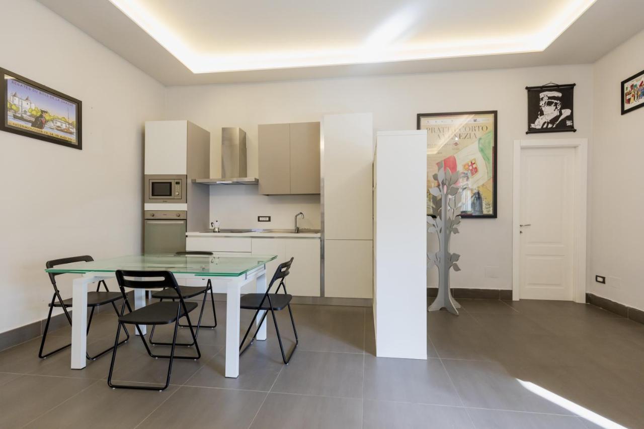Appartamento Palazzo Firrao, Napoli