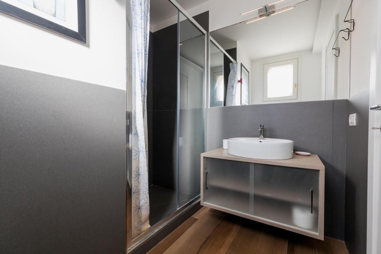 Palazzo Firrao, Apartment *